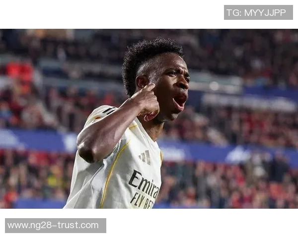 国王杯激战巴萨与阿森纳2-2平神扑瞬间引发全场狂欢战术解析