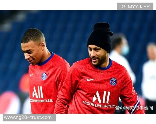 AC米兰大胜巴萨5-1友谊赛精彩瞬间回顾引发全场热烈反响